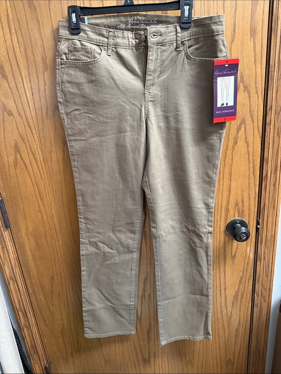 Gloria Vanderbilt Denim - Gloria Vanderbilt Tan Straight-Leg Jeans